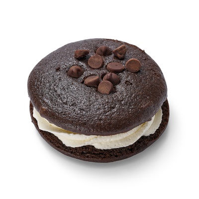 8-Pack 3 oz IW Chocolate/Vanilla Filling Whoopie Cookie 2