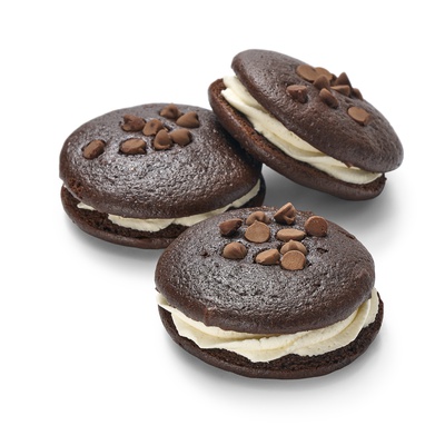 8-Pack 3 oz IW Chocolate/Vanilla Filling Whoopie Cookie 4